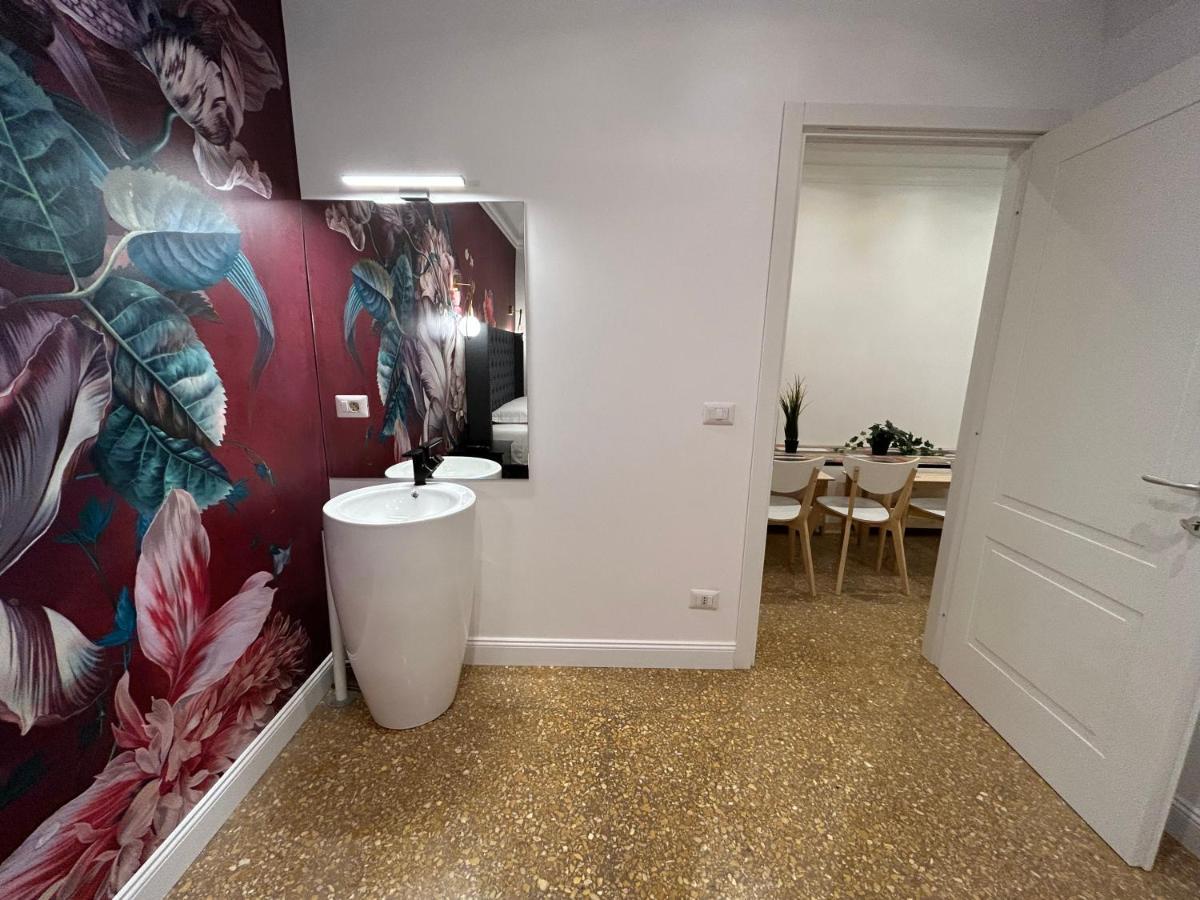 Raffaello'S Place Roma Ngoại thất bức ảnh