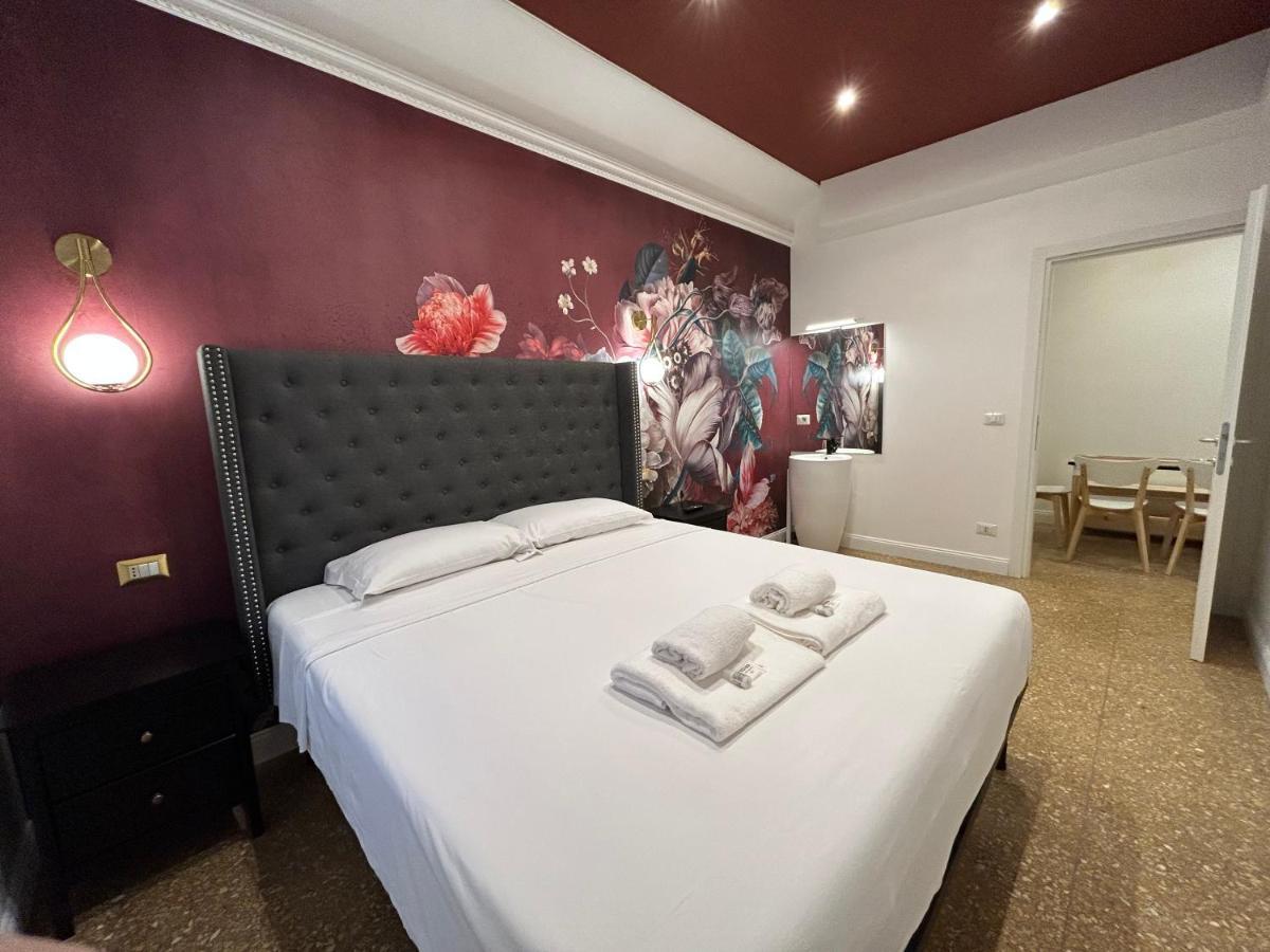 Raffaello'S Place Roma Ngoại thất bức ảnh