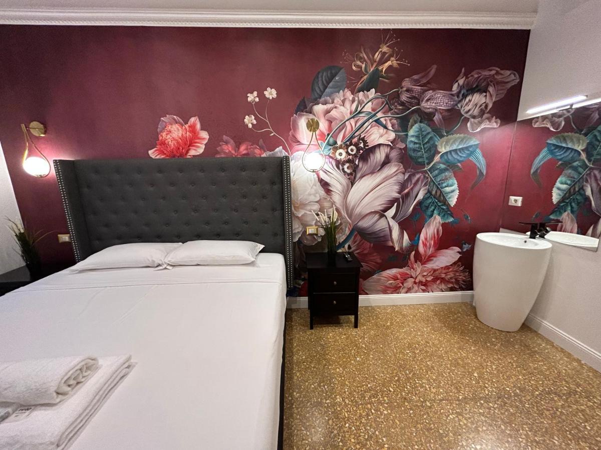 Raffaello'S Place Roma Ngoại thất bức ảnh